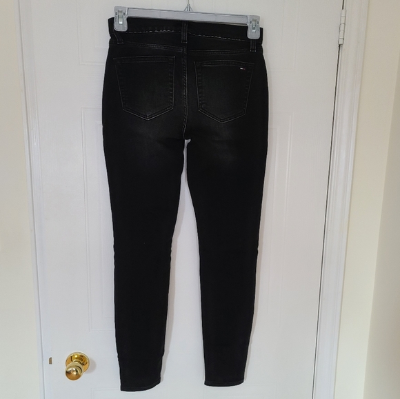 Tommy Hilfiger Denim Skinny Jean Leggings. Black. 4 - Picture 3 of 6
